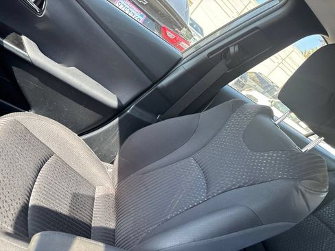 Used 2018 Toyota Prius One w/ Carpet Mat Package FWD image 15