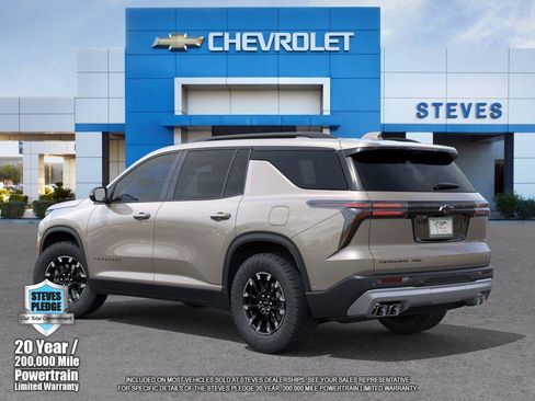 New 2026 Chevrolet Traverse Z71 w/ Enhanced Driving Package AWD/4WD image 3