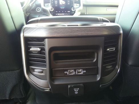 New 2026 RAM 2500 Laramie w/ Towing Technology Group image 10