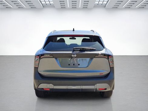 New 2026 Nissan Kicks SR FWD image 5