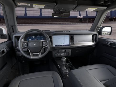 New 2026 Ford Bronco Outer Banks AWD/4WD image 9