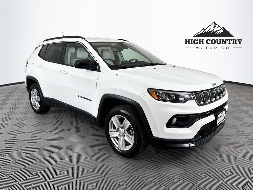 Used 2022 Jeep Compass Latitude AWD/4WD image 1