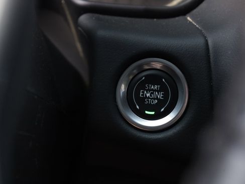 Used 2024 Chevrolet Tahoe LT image 8