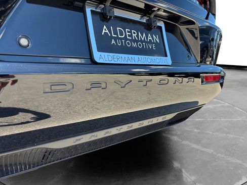 Used 2024 Dodge Charger Daytona Scat Pack w/ Plus Group AWD/4WD image 59
