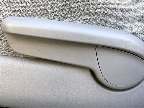 Used 2007 Toyota Corolla CE FWD image 32