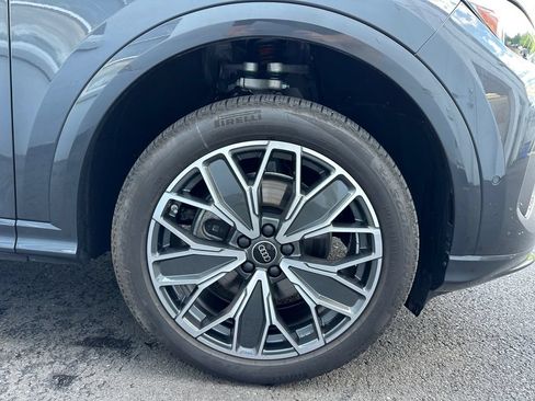 Certified 2025 Audi Q5 Premium Plus w/ Premium Plus AWD/4WD image 17