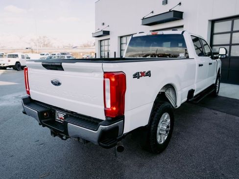 Used 2024 Ford F350 XLT image 8