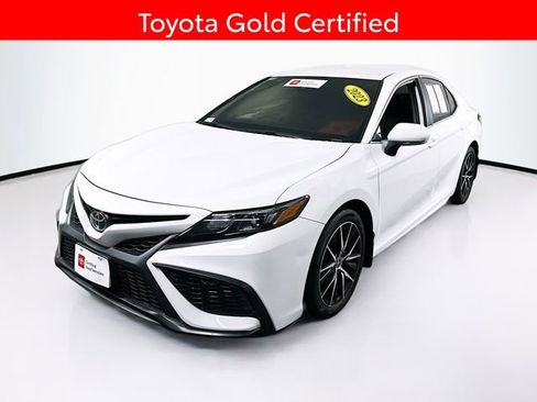 Certified 2023 Toyota Camry SE image 4