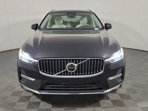 Used 2023 Volvo XC60 B5 Ultimate w/ Protection Package Premier FWD image 2