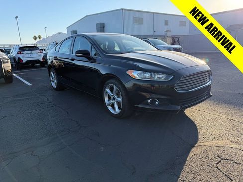 Used 2016 Ford Fusion SE AWD/4WD image 1