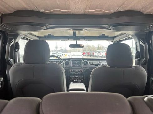 Used 2023 Jeep Wrangler Sport S image 32