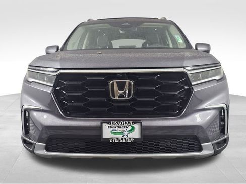 Used 2023 Honda Pilot Elite image 2