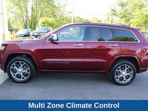 Used 2021 Jeep Grand Cherokee Overland AWD/4WD image 12