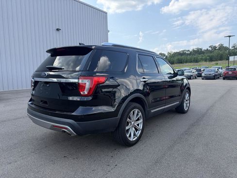 Used 2017 Ford Explorer Limited FWD image 6