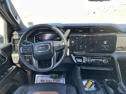 Used 2024 GMC Sierra 3500 AT4 w/ AT4 Premium Plus Package image 14