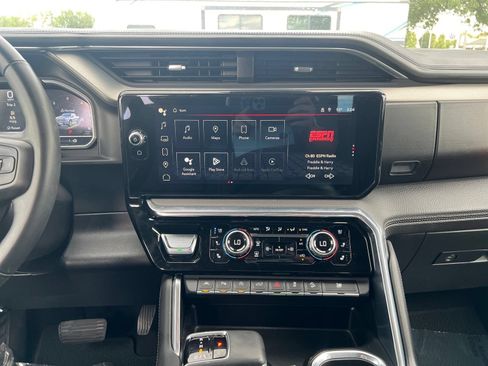 Used 2023 GMC Sierra 1500 Denali w/ Denali Reserve Package AWD/4WD image 22