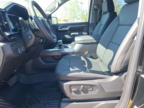 New 2026 Chevrolet Silverado 1500 LTZ w/ LTZ Premium Package AWD/4WD image 14