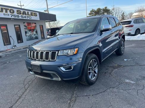 Used 2020 Jeep Grand Cherokee Limited image 2