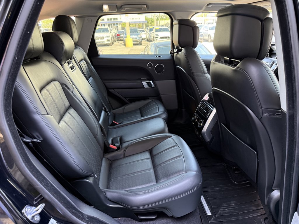 Used 2018 Land Rover Range Rover Sport HSE Dynamic AWD/4WD image 15