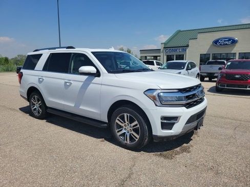 Used 2024 Ford Expedition Limited image 21