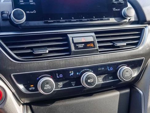 Used 2018 Honda Accord LX image 21