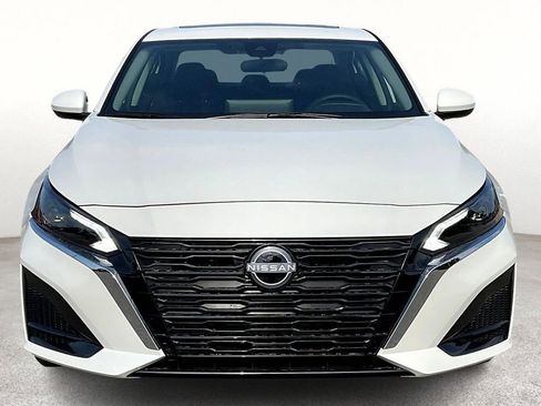 New 2025 Nissan Altima 2.5 SV w/ SV Special Edition Package image 38