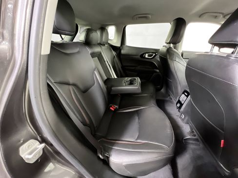 Used 2022 Jeep Compass Trailhawk image 24