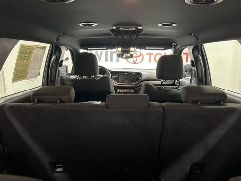 Used 2025 Dodge Durango GT AWD/4WD image 20