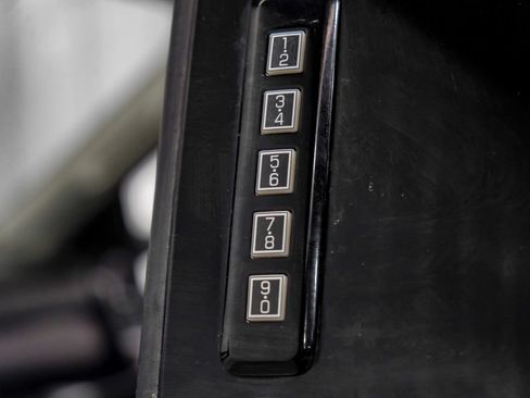 Used 2021 Ford F250 Limited AWD/4WD image 42