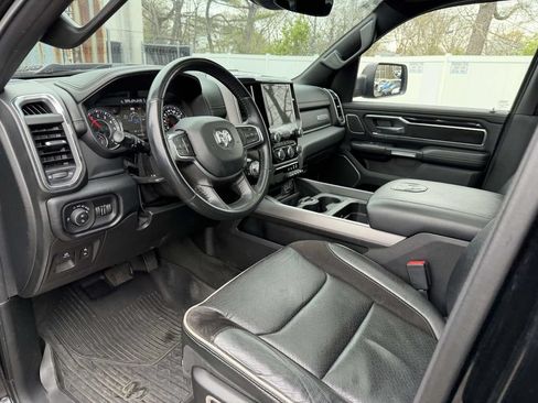 Used 2022 RAM 1500 Laramie AWD/4WD image 18