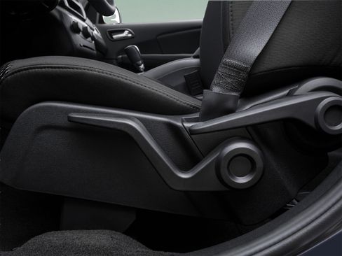 Used 2018 Dodge Journey SE w/ Popular Equipment Group FWD image 25