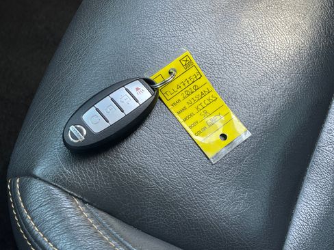 Used 2020 Nissan Kicks SR FWD image 30