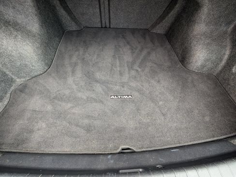 Used 2022 Nissan Altima 2.5 SR FWD image 19