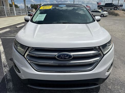 Used 2017 Ford Edge Titanium w/ Equipment Group 301A FWD image 8
