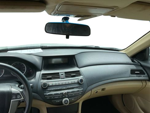 Used 2011 Honda Accord LX-S image 21