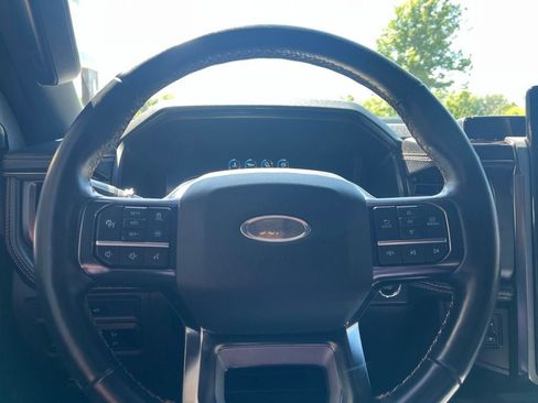 Used 2023 Ford Expedition Platinum AWD/4WD image 28