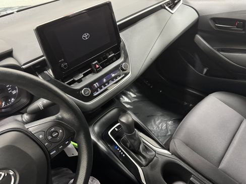 Used 2023 Toyota Corolla LE image 26