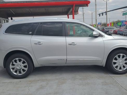 Used 2017 Buick Enclave Premium FWD image 4