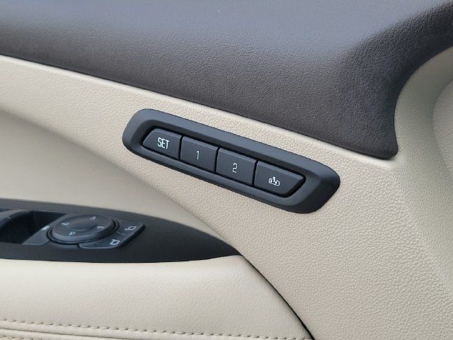 Used 2017 Buick LaCrosse Essence w/ Sun and Shade Package FWD image 11
