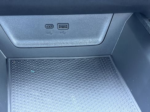 New 2026 Chevrolet Equinox LT w/ Convenience Package II image 28