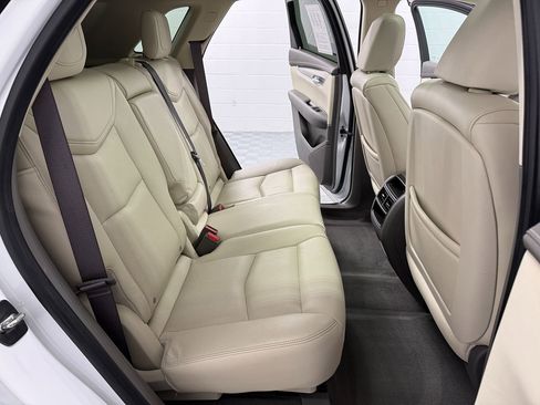 Used 2017 Cadillac XT5 Luxury w/ LPO, Wheel Lock Package image 13