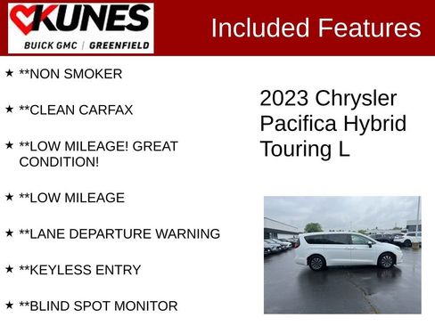Used 2023 Chrysler Pacifica Touring-L FWD image 3