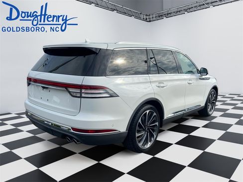 Used 2020 Lincoln Aviator Reserve w/ Equipment Group 201A image 5