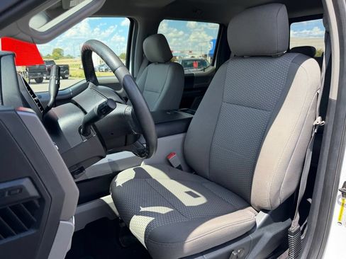 Used 2019 Ford F150 XLT w/ Equipment Group 302A Luxury AWD/4WD image 14