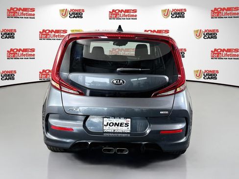 Used 2021 Kia Soul Turbo FWD image 17