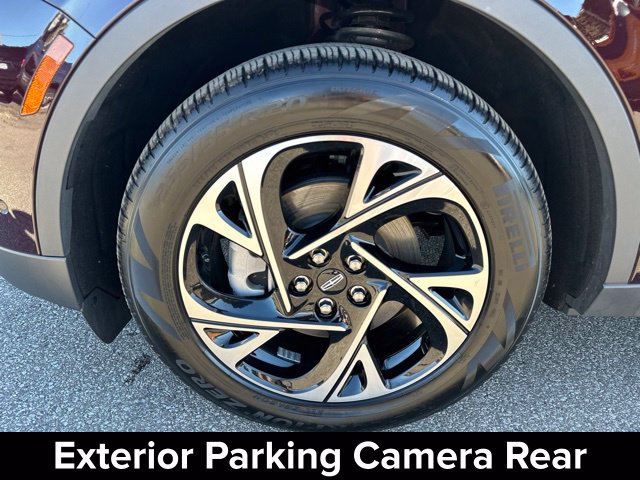 Used 2024 Lincoln Nautilus Premier AWD/4WD image 30