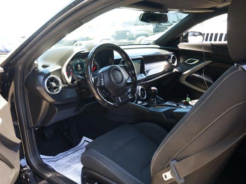 Used 2018 Chevrolet Camaro SS RWD image 12