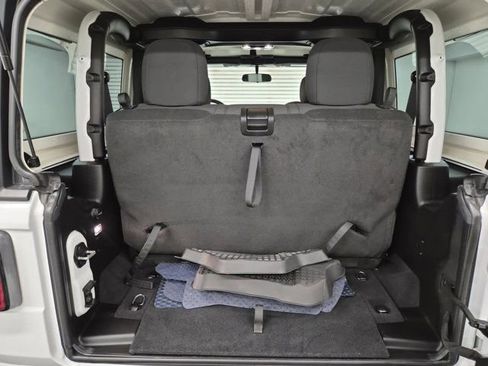 Used 2023 Jeep Wrangler Sport image 9