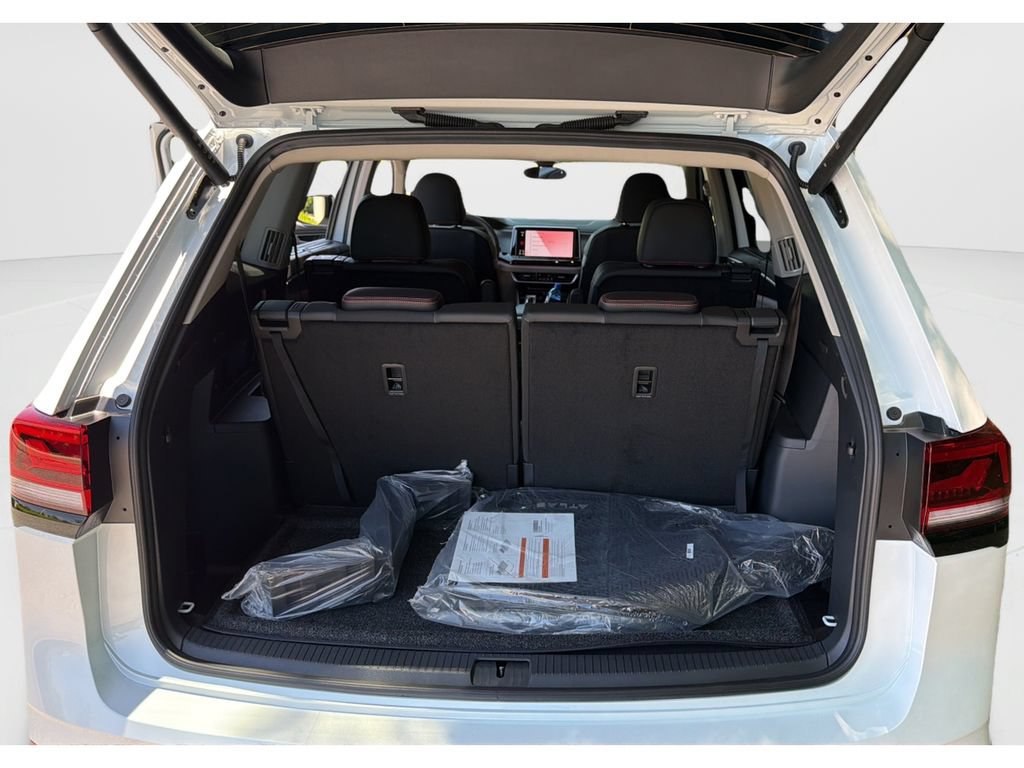 New 2026 Volkswagen Atlas Peak Edition AWD/4WD image 35