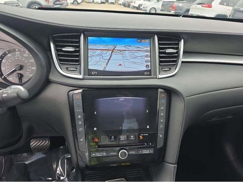Used 2019 INFINITI QX50 Essential w/ Proactive Package image 13